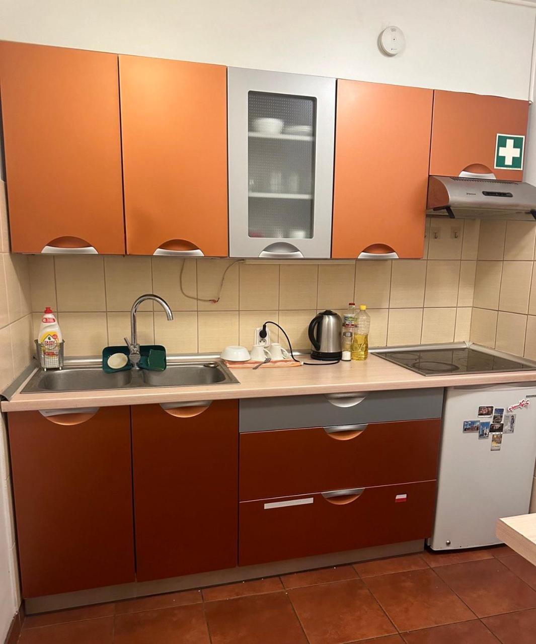Travel House Wroclaw Hotel Ngoại thất bức ảnh
