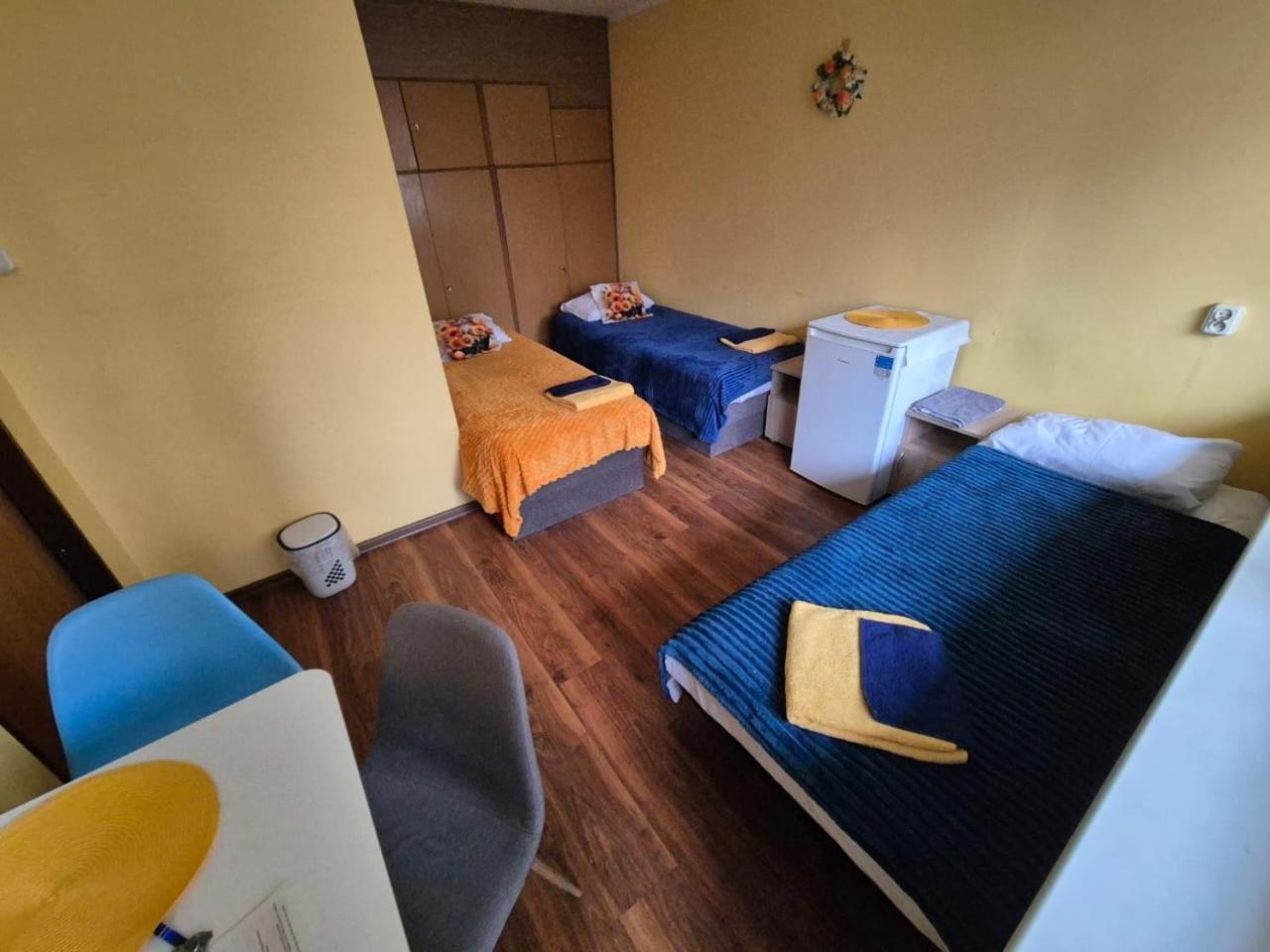 Travel House Wroclaw Hotel Ngoại thất bức ảnh