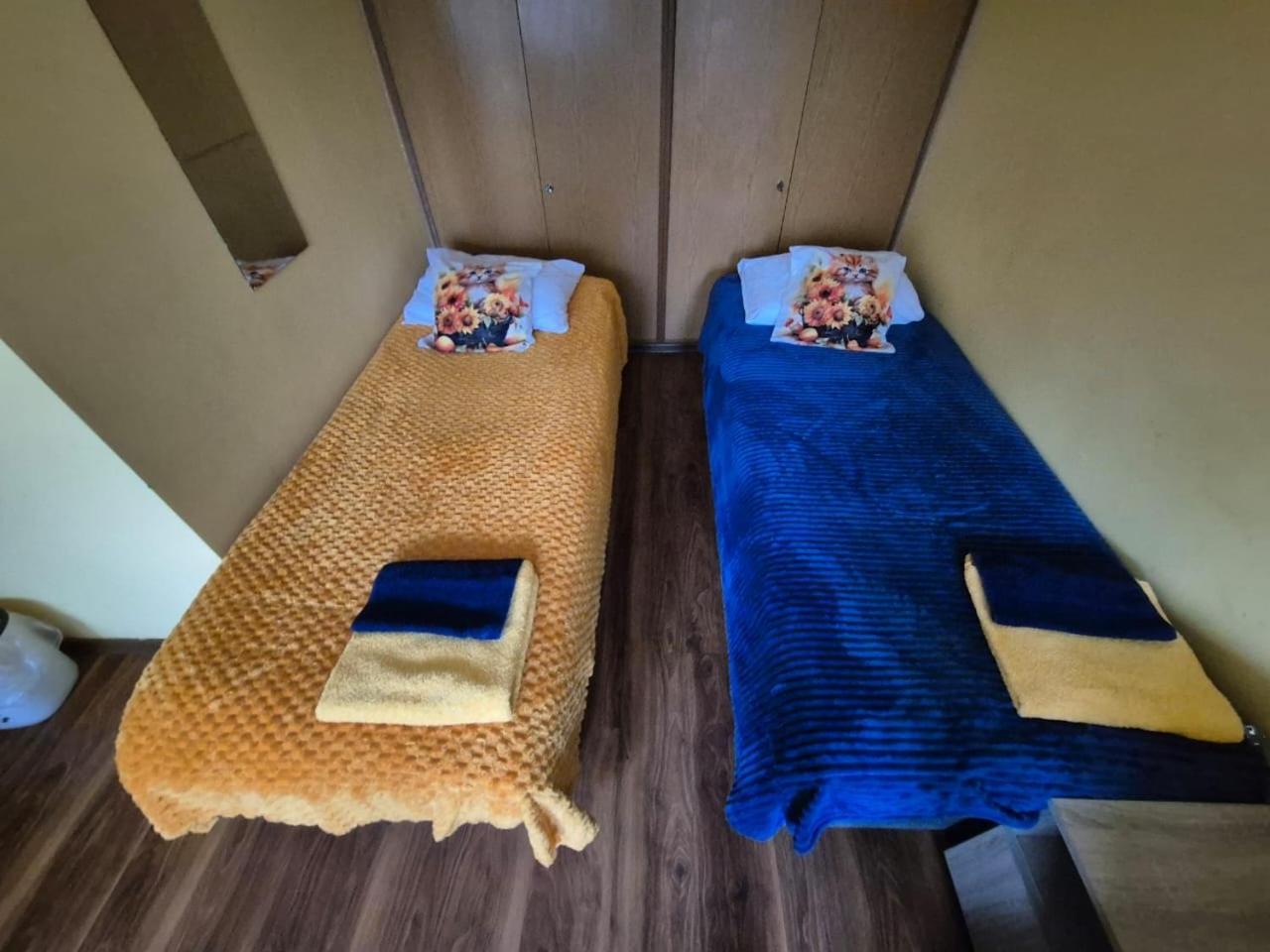 Travel House Wroclaw Hotel Ngoại thất bức ảnh